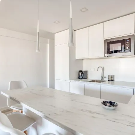 Modern In With Swimming Pool Apartment