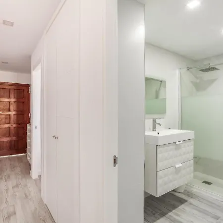 Modern In With Swimming Pool Torremolinos